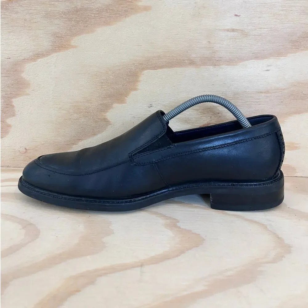 Cole Haan - Buckland Venetian - Loafers Shoes - Black - Men's - 9M - C28886